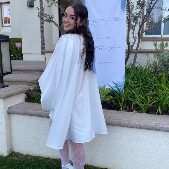 Nasty Gal Plunge Batwing Sleeve Mini Dress 4 - Picture 3 of 4